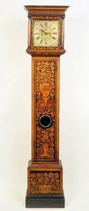 Orologio a pendolo georgiano con cassa intarsiata, XVIII secolo da Unbekannt Unbekannt