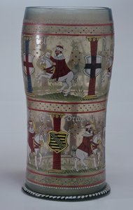Kurfuerstenhumpen (vetro elettorale tedesco) smaltato con scene di imperatore e sette elettori a cavallo di cavalli bianchi, boemo, 1625 da Unbekannt Unbekannt