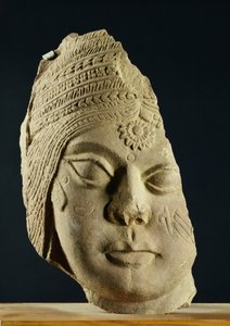 Testa di Yakshi in arenaria rossa, Bharhut, II secolo a.C.