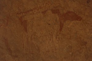 Algeria, deserto del Sahara, Parco Nazionale di Tassili-n-Ajjer, sito di Sefar, pittura rupestre che raffigura un toro