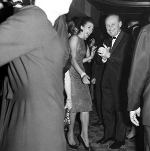 Bourvil allo spettacolo Ye Ye all