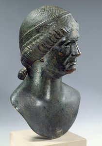 Testa in bronzo di una donna, a volte identificata come Marciana, romana