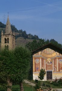 Chiesa di San Leger con il campanile tardo-rinascimentale, Aymavilles, Valle d