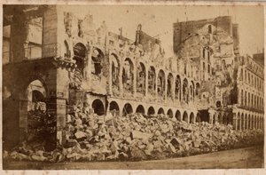 Comune di Parigi (1871): vista del Ministero delle Finanze dopo l