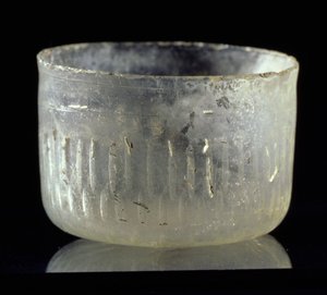 Coppa con decorazione a ruota, dalla Siria o Egitto, Periodo Islamico, c.900 d.C. (vetro) da Unbekannt