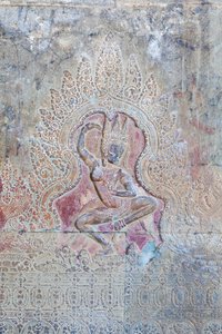 Rilievo di Apsara danzante sul muro occidentale esterno, Angkor Wat, Cambogia da Unbekannter Künstler