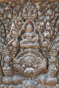 Dettaglio di un architrave con la figura di forse Indra su Kala, stile Baphuon da Unbekannter Künstler