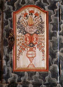 Porta di armadio in legno artigianale con decorazione floreale dipinta a mano, San Giovanni, Trentino-Alto Adige, Italia, (dettaglio) da William M. Timlin