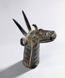 Drago, simbolo del dio Marduk, Tardo Periodo Assiro, c.800-600 a.C.