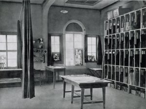 Studio di pittura su vetro, dai laboratori del Bauhaus, Weimar da Unbekannt