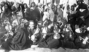 Musicisti ebrei in Marocco, c.1900 (fotolitografia)