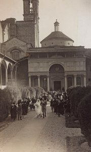 Matrimonio alla Cappella dei Pazzi nel primo chiostro della Basilica di Santa Croce a Firenze da Unbekannter Künstler