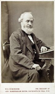 Mr Hackett, segretario della General Steam Navigation Company