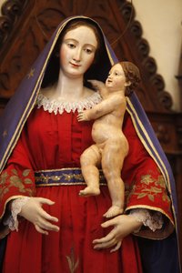 Oratorio confraternale del SS.mo Crocefisso (1714), Gallipoli, Puglia: Vergine e bambino da Unbekannt