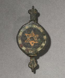 Spilla ornamentale, c.100-300 d.C. da Unbekannt