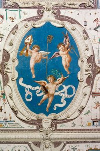 Ovale raffigurante tre putti (1560), dettaglio del soffitto della Sala delle Grottesche, Castello della Manta, Manta (Cuneo), Piemonte da William M. Timlin