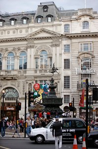 Piccadilly Circus, Londra