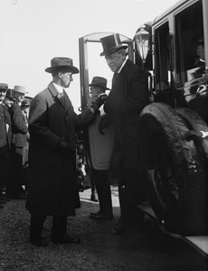 Il presidente Woodrow Wilson scende da un