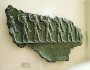 Processione di guerrieri elamiti, Susa, Iran, Periodo Elamita, c.1150 a.C. da Unbekannt