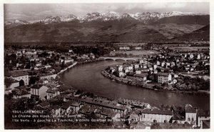 Grenoble: la catena delle Alpi, l
