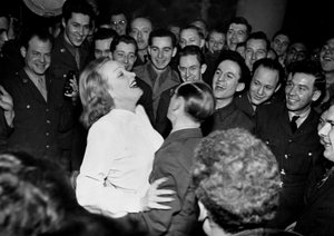 Seconda Guerra Mondiale: Parigi, Francia, 10 marzo