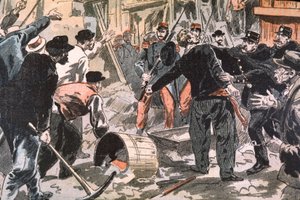 Lotta tra scioperanti bretoni e forze dell