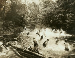Il vecchio buco per nuotare, Stati Uniti, c.1920 (foto b/n)