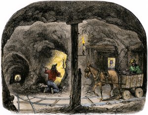 Tunnel in una miniera della California
