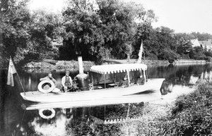 Regno Unito: La nave a vapore Spitfire. Norfolk Broads