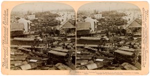 Guardando giù il fiume delle Perle Zhu Jiang a Canton Guangzhou, Cina, 1900 da Underwood and Underwood