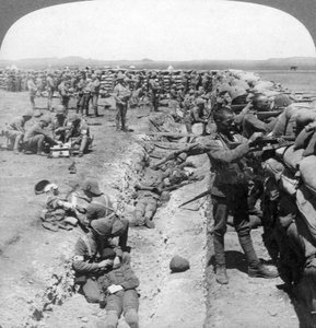 Royal Munster Fusiliers combattendo a Honey Nest Kloof, Sudafrica, 1900