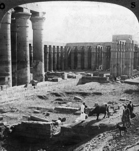 Il Tempio di Luxor, Tebe, Egitto, c1900 da Underwood and Underwood