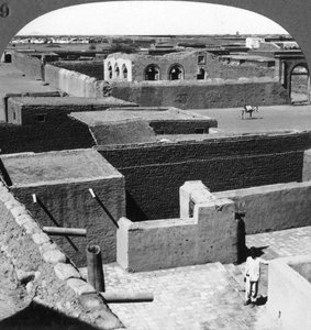 La tomba del Mahdi a Omdurman, Sudan da Underwood and Underwood
