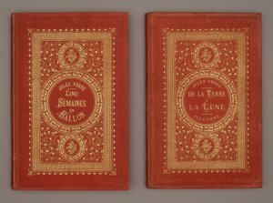 Copertina del libro "Cinque settimane in pallone" e "Dalla Terra alla Luna" di Jules Verne