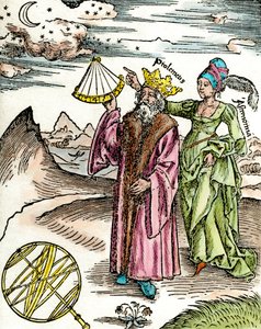 Astronomo greco Claudio Tolomeo con un sestante e astronomia. Incisione del 1503 da Unknown artist