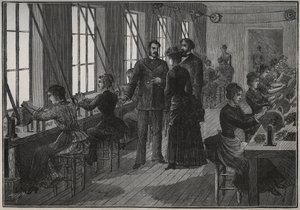 Fabbricazione di piume di metallo: officina di affilatura in Francia nel XIX secolo. Incisione del 1885 in 