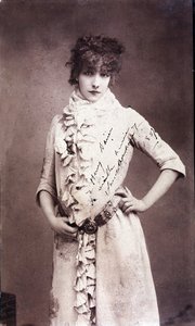 Ritratto di Henriette Rosine Bernard detta Sarah Bernhardt (1844-1923), fotografia autografata da Unknown artist