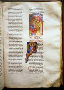 Il Vangelo di San Luca rappresentato con il toro Pagina di una Bibbia miniata (Ms.721-Foglio 223r.) dell