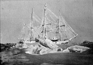 Veduta della nave scientifica belga “Belgica” utilizzata nelle spedizioni antartiche, intrappolata nel ghiaccio da Unknown artist
