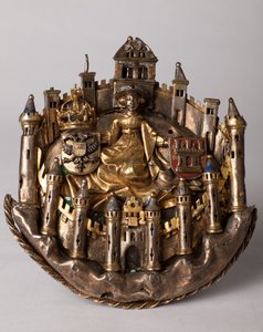 Bottone di un mantello (Quignon des demoiseaux), argenteria da Unknown artist