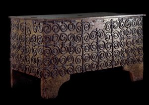 Cassone in ferro battuto e legno. XIV secolo. Parigi, arti decorative da Unknown artist