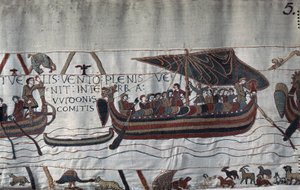 Dirottato dalla tempesta, la nave di Harold II (1022 - 1066) arenata sulla costa di Ponthieu - Arazzo di Bayeux, noto come Ricamo della Regina Matilde da Unknown artist