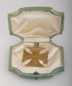 Pendente a croce maltese assegnato a Bertha Palmer da Unknown artist