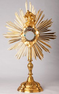 Ostensorio. Vermeil, diamanti, gioielli falsi con statua di Dio Padre. XVIII secolo. da Unknown artist