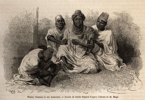 Tierno Ousman, della tribù Toucouleur, capo del villaggio di Guemmou Koura (Mali), che tiene un rosario musulmano con grandi grani, recitando le sue preghiere, mentre i suoi massaggiatori gli massaggiano la schiena e le gambe. Incisione per illustrare il v da Unknown artist