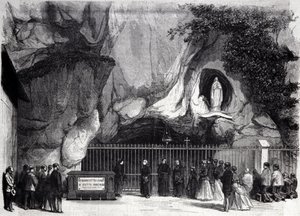 Veduta della grotta di Lourdes nei Pirenei dove la Vergine apparve a Bernadette Soubirous (1844-1879) nel 1858, luogo di pellegrinaggio. Incisione del XIX secolo da Unknown artist