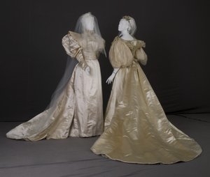 Abiti da sposa da Unknown artist