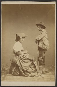 [Donna che cuce mentre il ragazzo guarda] da Unknown artist