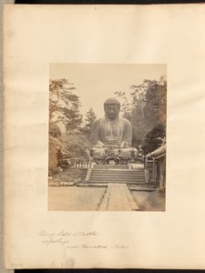 Statua di bronzo di Buddha, alta 60 piedi, vicino a Kamakura, Giappone
