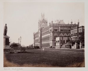 Tribunali di Giustizia di Calcutta, c.1885 (foto seppia) da Unknown photographer